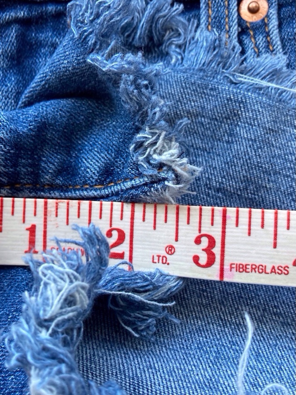 Levi's Blue Denim Distressed Cutoff Shorts W31. Summer ready - Picture 10 of 11